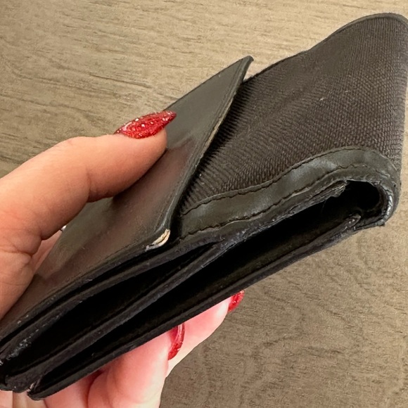 Gucci Black Leather Wallet UNISEX - Picture 17 of 17